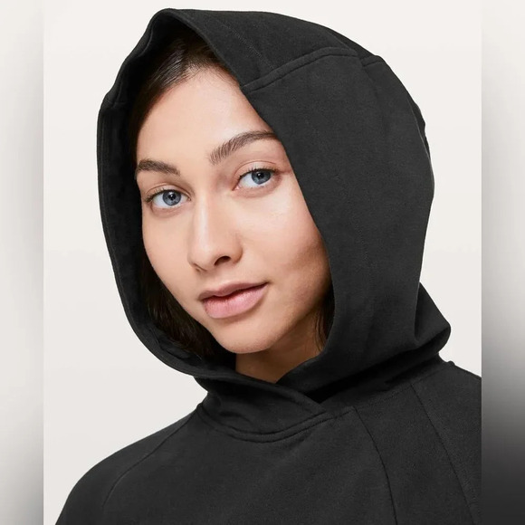 Lululemon Scuba Pullover- Black Sz 4 - Picture 3 of 7